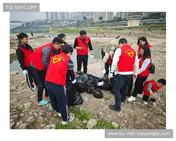 新闻中心亮点回顾社会公益行动部署彰显企业社会责任，社会公益性宣传活动